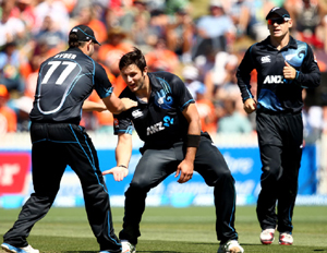 New Zealand outplay India in fourth ODI in Hamilton, win series